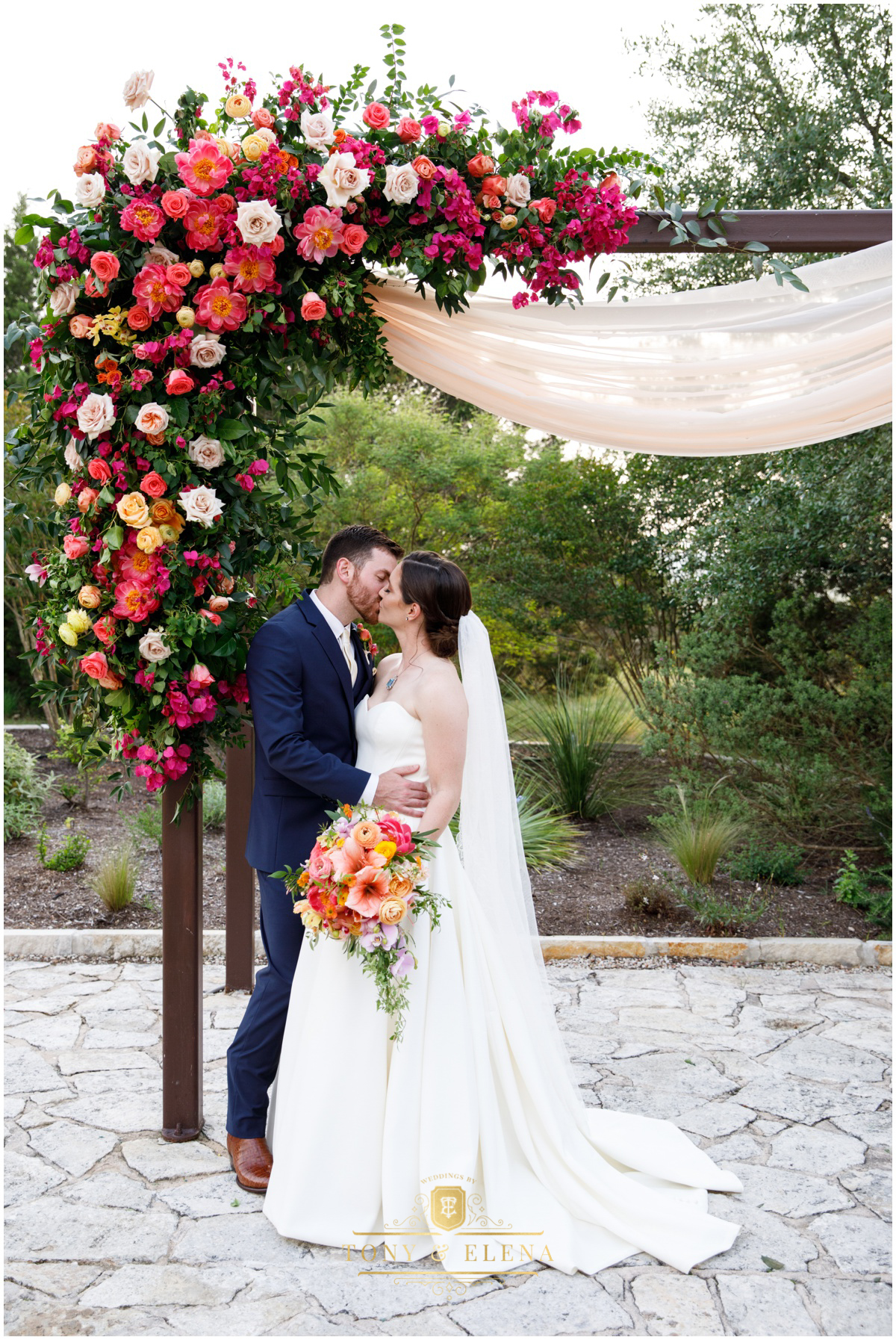 best wedding photographer in austin terrace club bride groom ceremony kiss