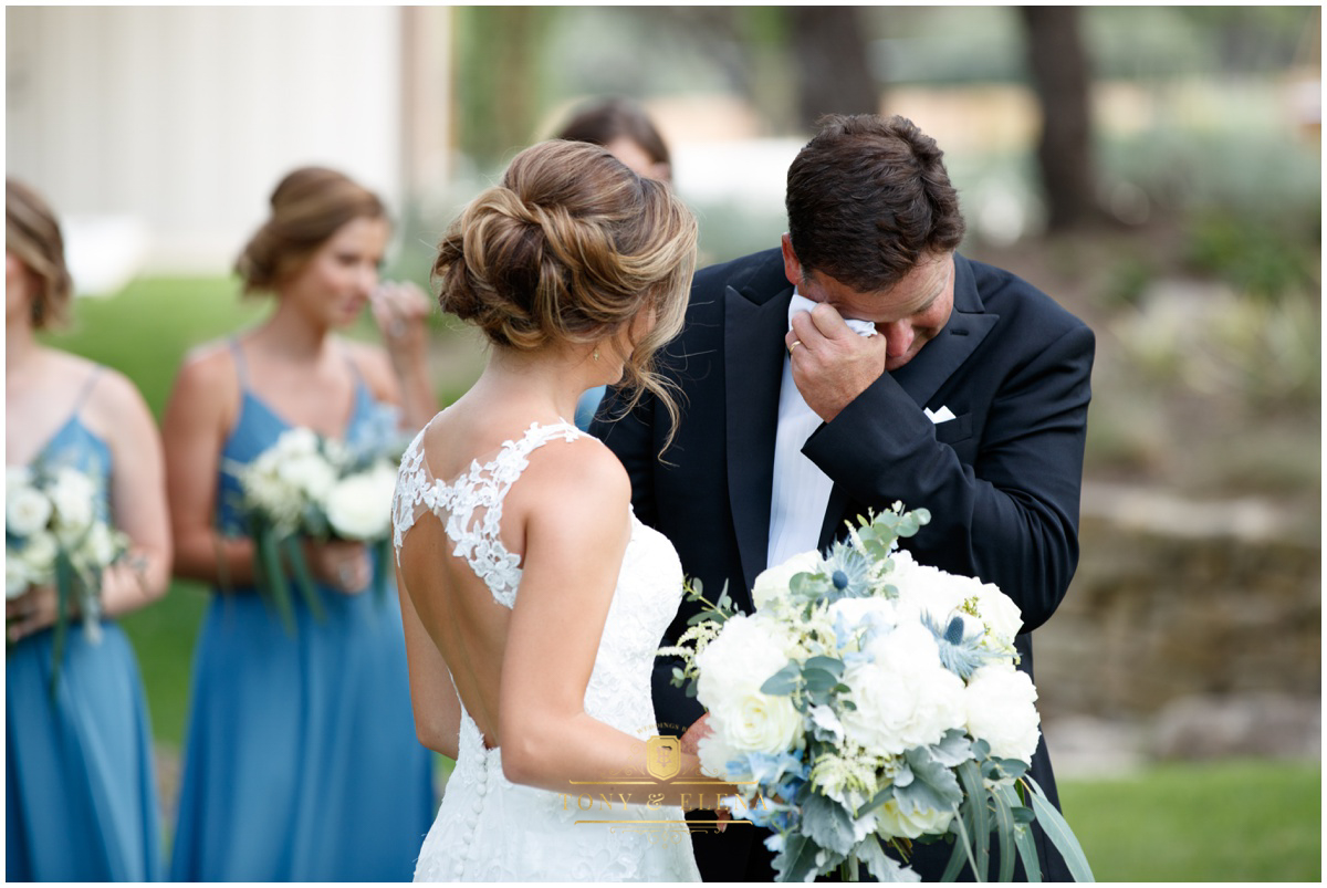 austin wedding photographer ivory oak dad cries with bride