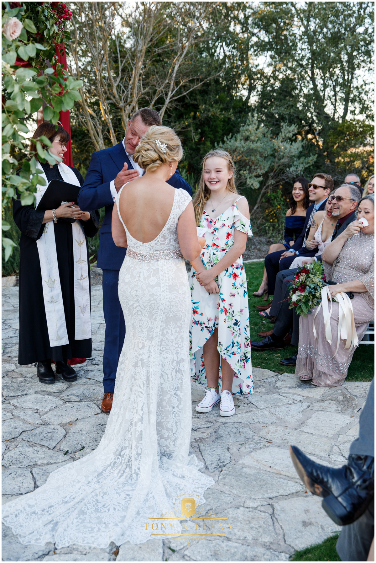 austin wedding photographer terrace club wedding photographer bride and grooms daughter