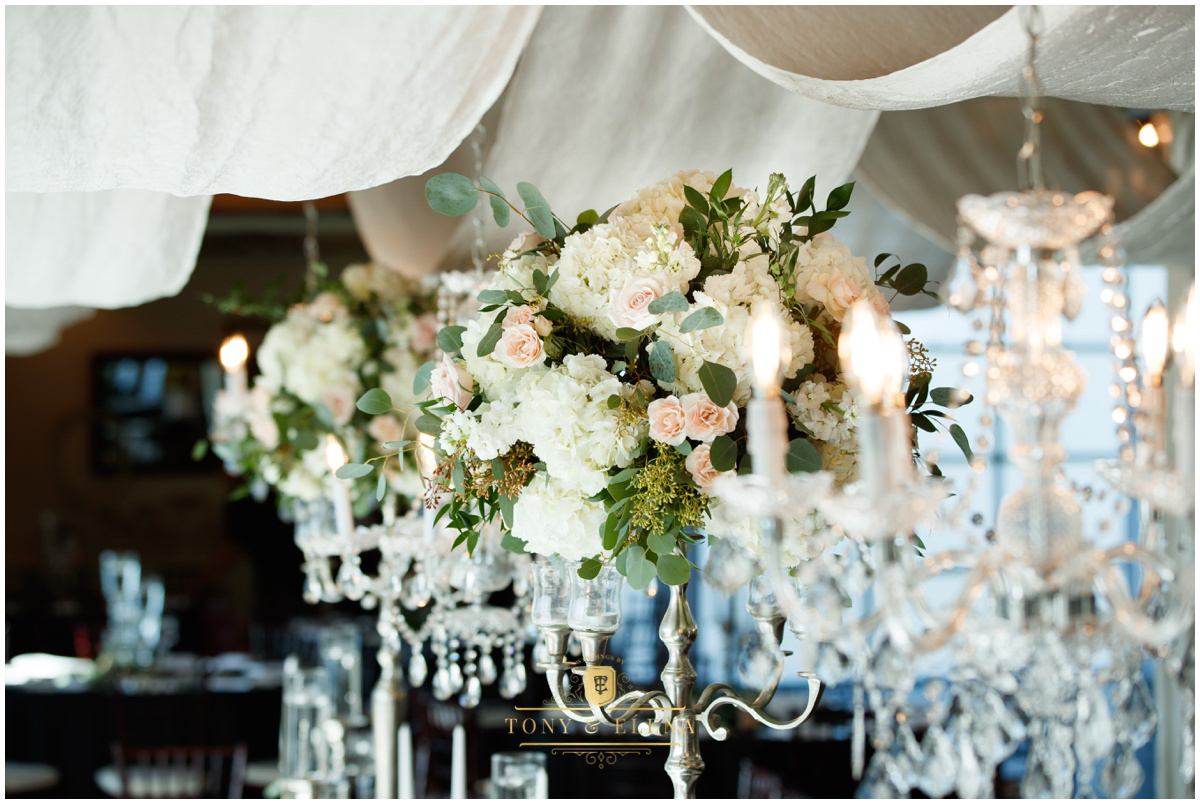 terrace-club-wedding-austin-wedding-photographer-florals-reception