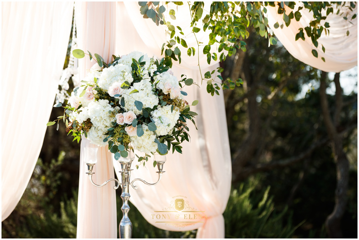 terrace-club-wedding-austin-wedding-photographer-florals