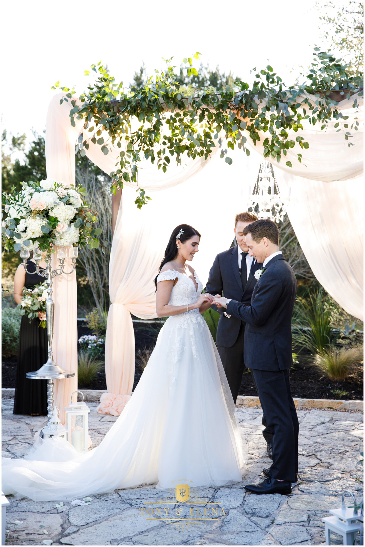 terrace-club-wedding-austin-wedding-photographer-bride-ring